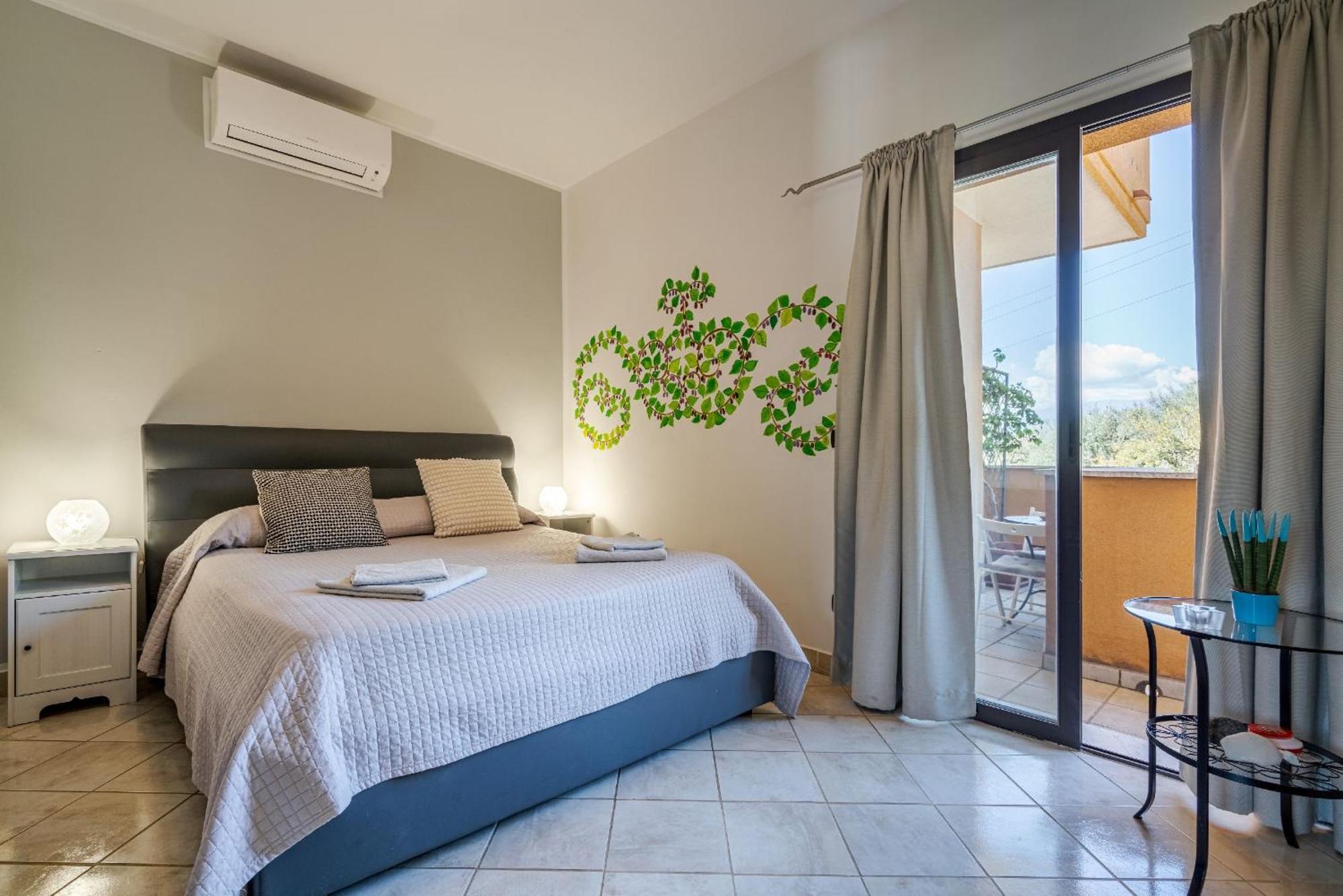 The Lemon Tree Apartment Taormina Bagian luar foto