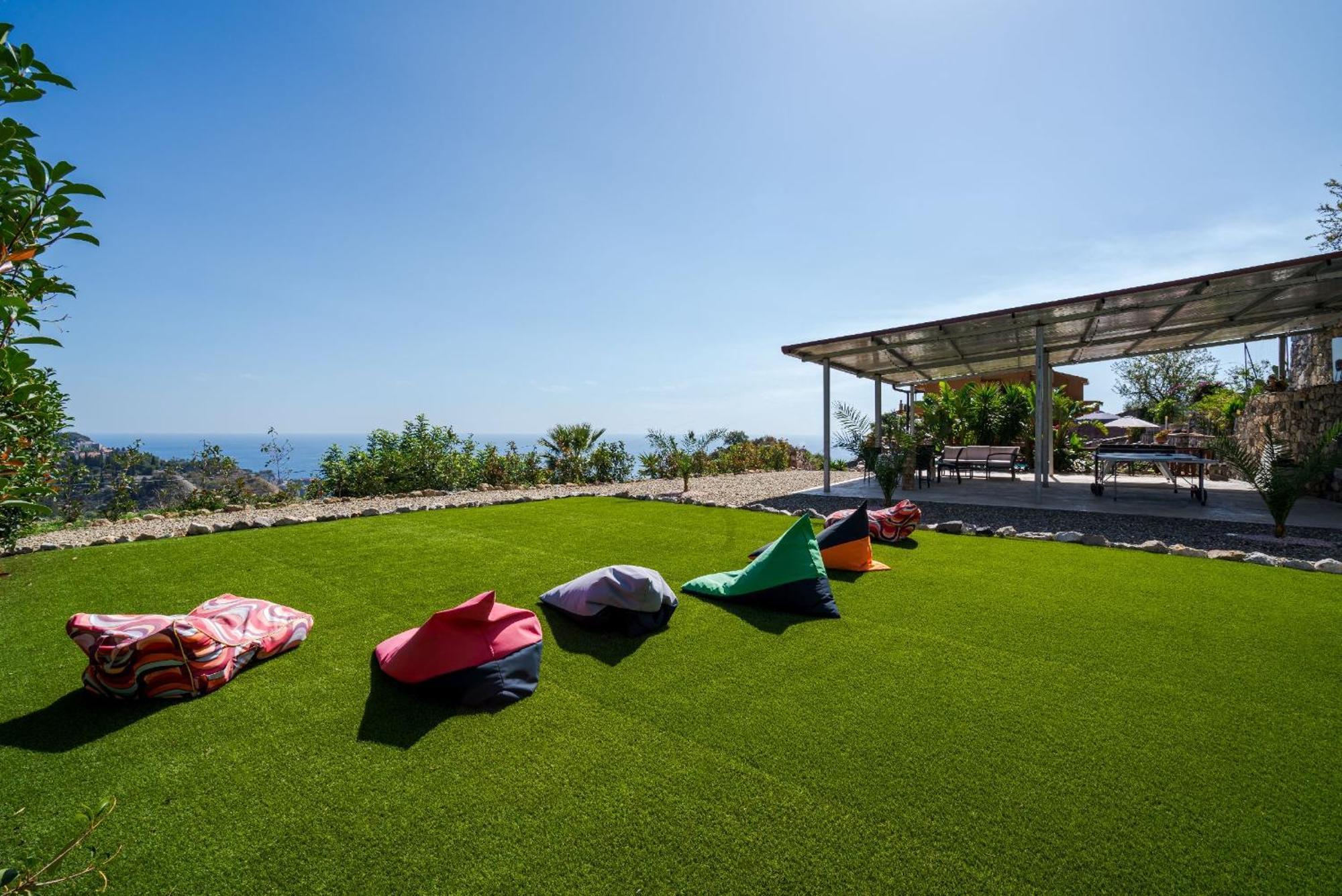 The Lemon Tree Apartment Taormina Bagian luar foto